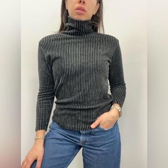 Vintage 90's Gray and Black Ribbed Velvet Turtleneck Sweater Size M - Picture 1 of 9